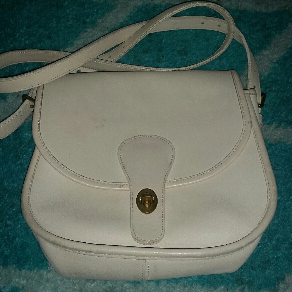 Coach saddle crossbody bag